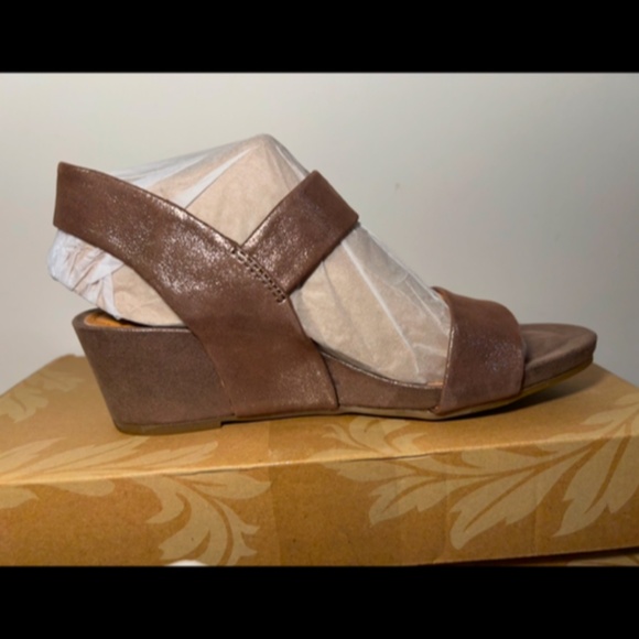 Sofft Vaya Leather Dress Sandals/Shoes Metallic Taupe Size 6.5 - Picture 3 of 16